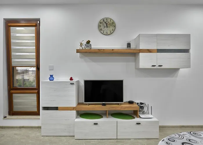 Weiss Estate By Estateautomata Apartament *